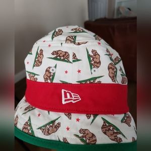 NEW era buckle bear kid hat